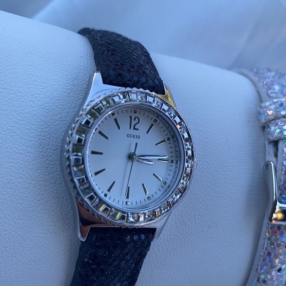 New GUESS Women\'s Watch Set